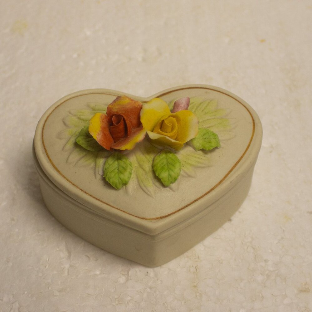 Capodimonte Heart-Shaped Porcelain Trinket Box with Floral Decorations